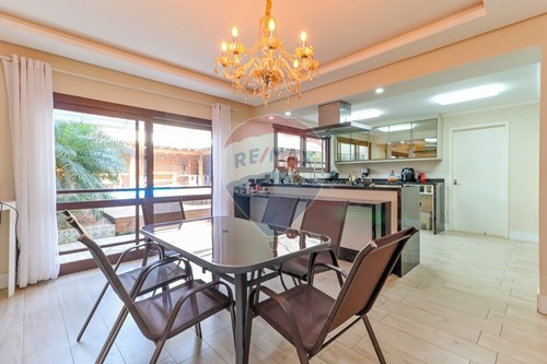 Venda-Casa-Rua Maestro Salvador Campanella , 152  - Jardim Itu , Porto Alegre , Rio Grande do Sul , 91220390-612511073-5