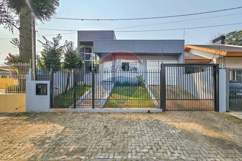 Venda-Casa-Lucas Araújo , Passo Fundo , Rio Grande do Sul , 99074060-610271095-83