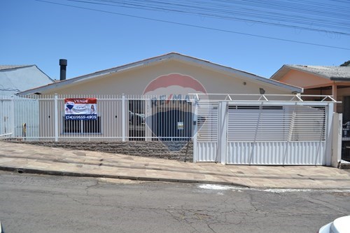 Venda-Casa-Rua Isa Dipp , 335  - PRÓXIMO ESCOLINHA TIO PATINHAS  - Vila Luiza , Passo Fundo , Rio Grande do Sul , 99072650-610271103-11