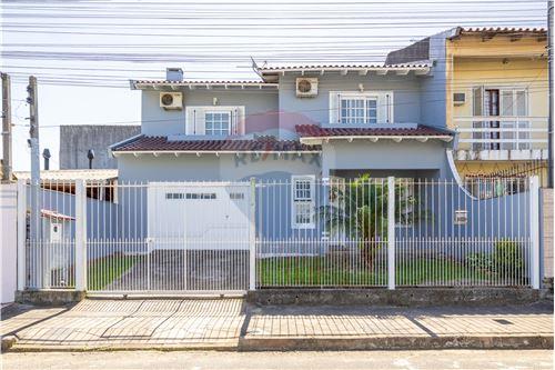 For Sale-Two Level House-Rua Teresópolis , 113  - Parque da Matriz , Cachoeirinha , Rio Grande do Sul , 94950-420-610141006-73