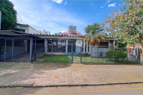 Venda-Casa-Rua Minas Gerais , 183  - Raaji Sushi  - Centro , Passo Fundo , Rio Grande do Sul , 99072160-610351024-108