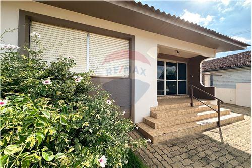 For Sale-House-Rua do Tanque , 649  - Centro , Lagoa Vermelha , Rio Grande do Sul , 95300000-610111002-31