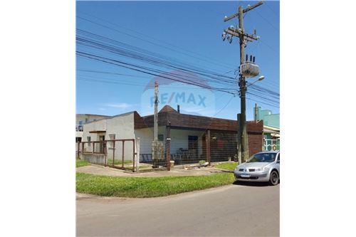 Venda-Casa-av Ubatuba de Farias , 922  - Avenida Rede Polo  - Zona Nova , Capão da Canoa , Rio Grande do Sul , 95555000-612671004-22