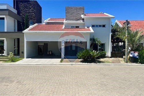 Venda-Casa de Condomínio-Avenida Santos Dumont , 575  - Condomínio Figueiras Park  - Vila Junção , Rio Grande , Rio Grande do Sul , 96202090-610211007-9