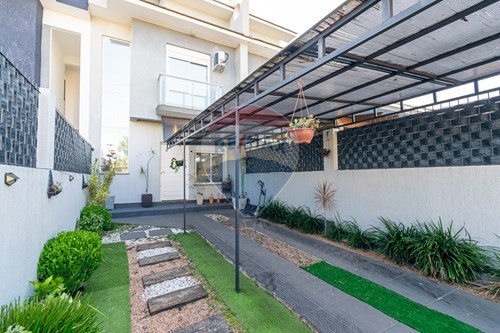 Venda-Sobrado-Parque da Matriz , Cachoeirinha , Rio Grande do Sul , 94950565-610381098-30