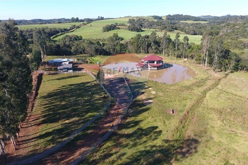 Venda-Chácara / Sítio / Fazenda-Rua Paraná , 1613  - Centro , Tio Hugo , Rio Grande do Sul , 99345000-612621058-40