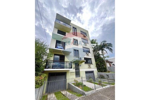 Explore Este Encantador Apartamento Reformado
