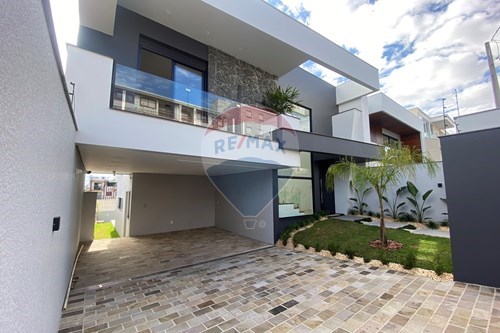 Venda-Casa-Lucas Araújo , Passo Fundo , Rio Grande do Sul , 99072100-610271090-1