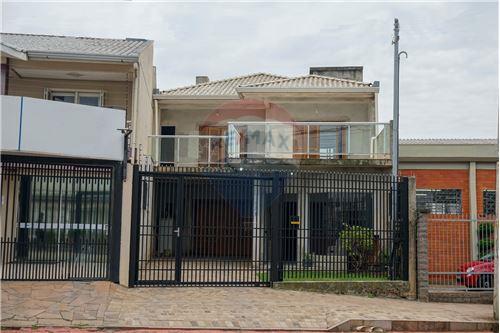 For Sale-House-Avenida João Catapan , 871  - Próximo ao Posto Shell Boqueirão  - Boqueirão , Passo Fundo , Rio Grande do Sul , 99036-000-610351048-4