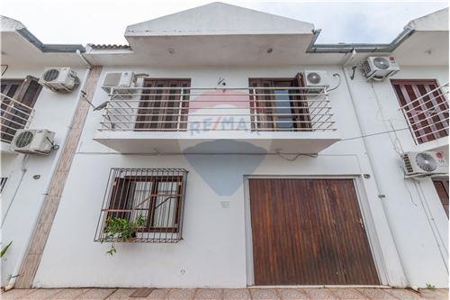 For Sale-Two Level House-Dona Luiza , 36  - Nossa Senhora do Rosário , Santa Maria , Rio Grande do Sul , 97010-160-612601055-3