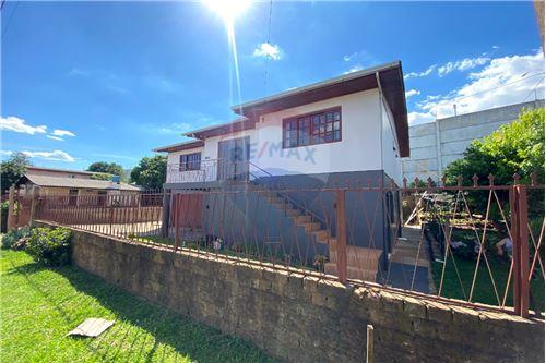Venda-Casa-Rua José Pastre , 001  - Santo Expedito , Marau , Rio Grande do Sul , 99150-000-610171005-139