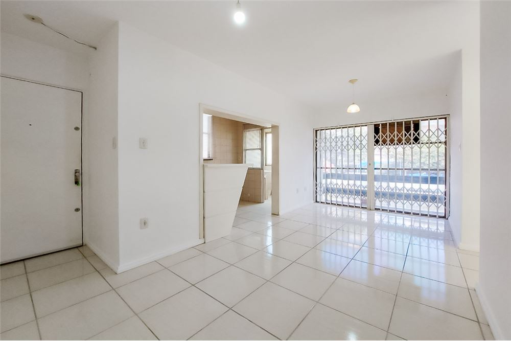 Apartamento à venda com 2 quartos, 125m² - Foto 1