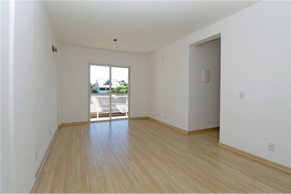 Apartamento à venda com 3 quartos, 132m² - Foto 2