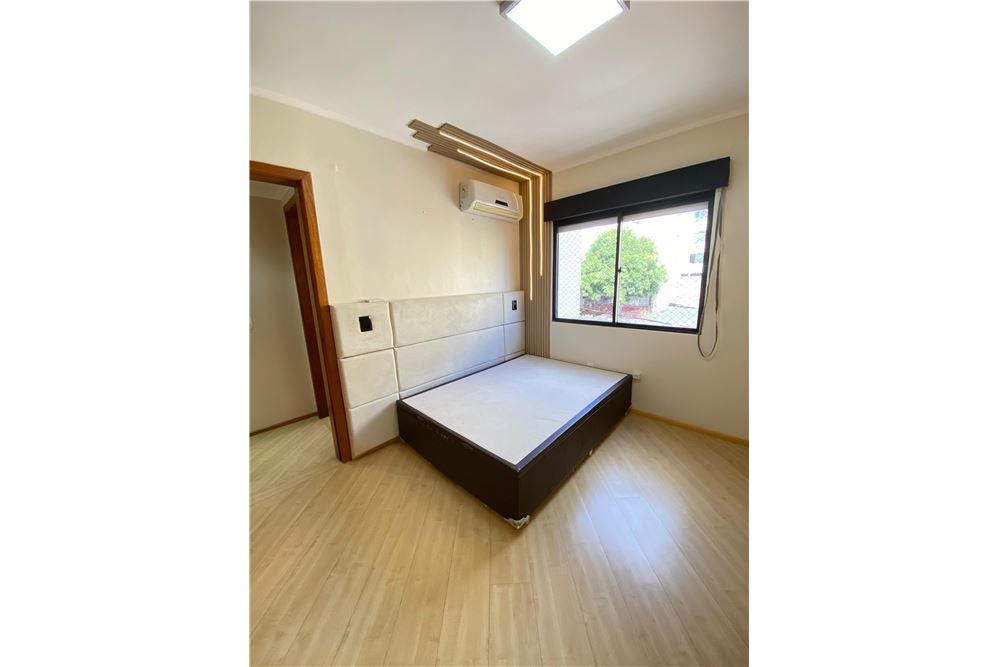 Apartamento à venda com 3 quartos, 116m² - Foto 10