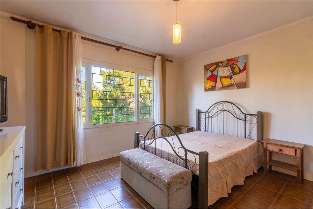 Casa à venda com 6 quartos, 360m² - Foto 3