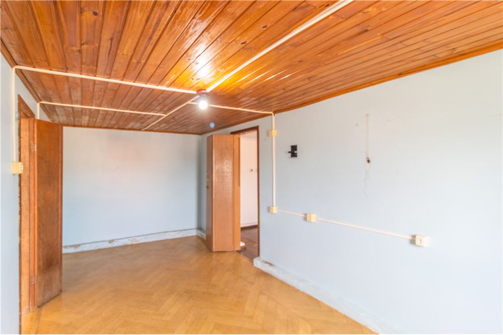 Casa à venda com 5 quartos, 200m² - Foto 5