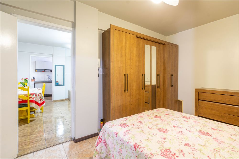 Apartamento à venda com 1 quarto, 60m² - Foto 7