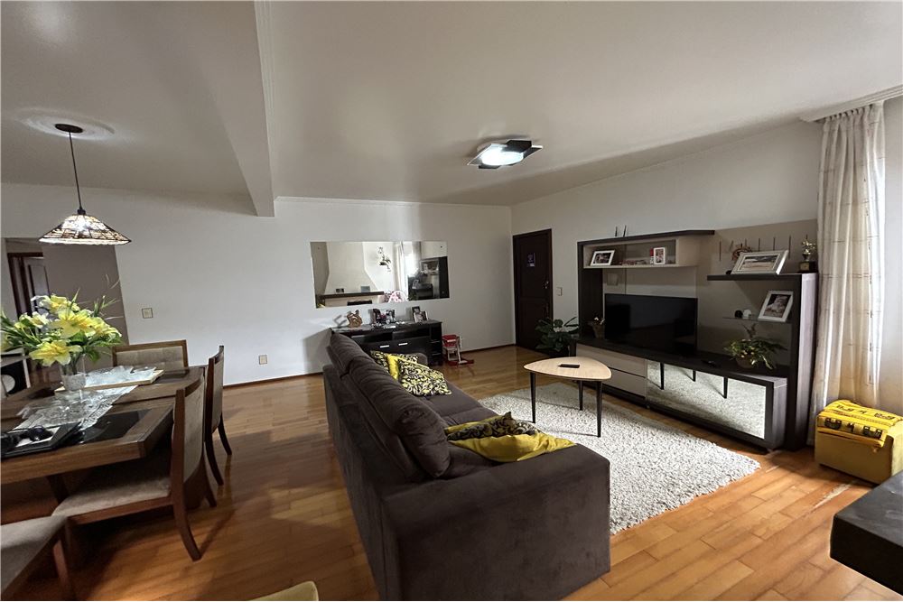 Apartamento à venda com 4 quartos, 156m² - Foto 8