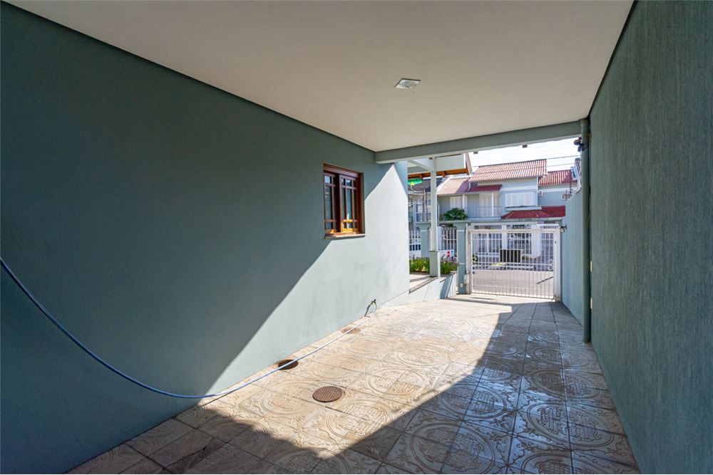 Casa à venda com 4 quartos, 270m² - Foto 6