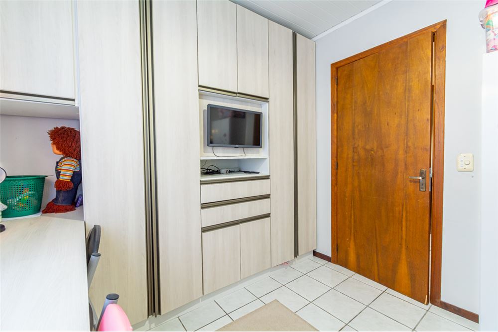 Casa à venda com 2 quartos, 90m² - Foto 12