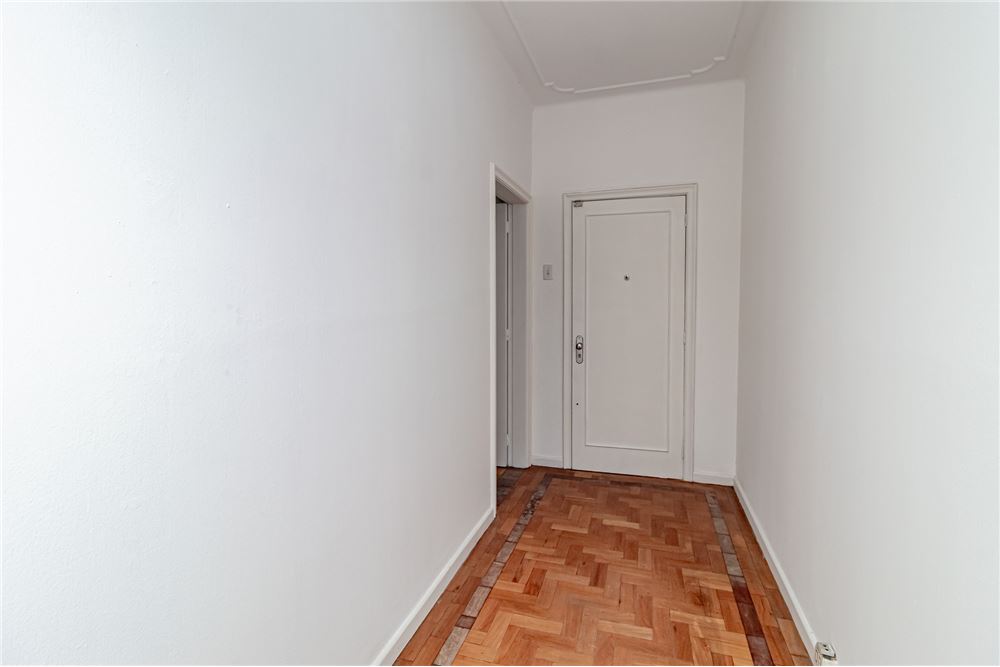 Apartamento à venda com 4 quartos, 185m² - Foto 15