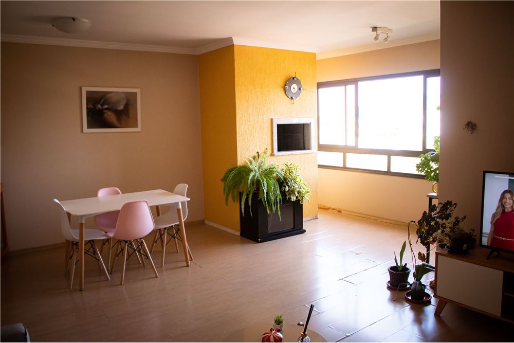 Apartamento à venda com 3 quartos, 89m² - Foto 4