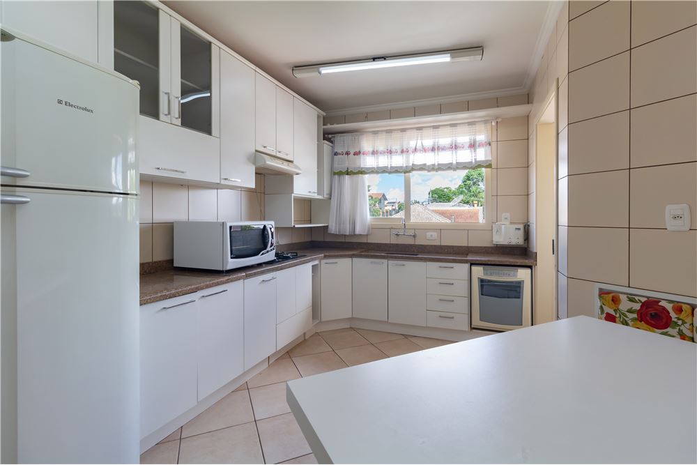 Apartamento à venda com 3 quartos, 121m² - Foto 10