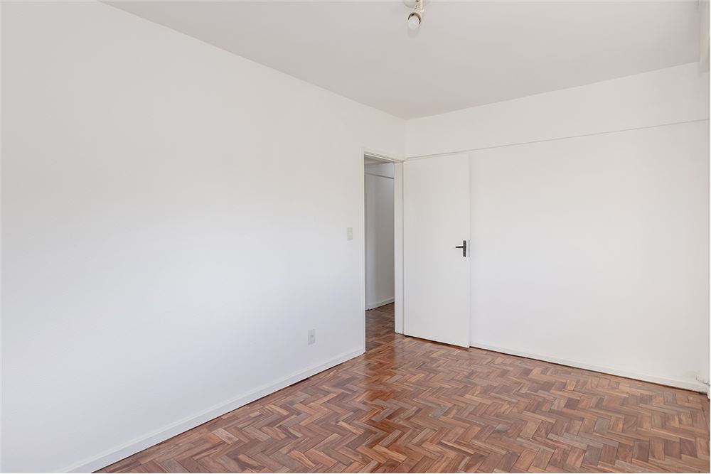 Apartamento à venda com 3 quartos, 82m² - Foto 9