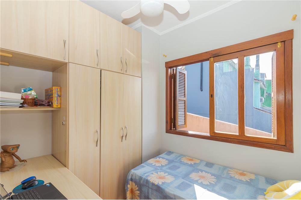 Casa à venda com 3 quartos, 300m² - Foto 19