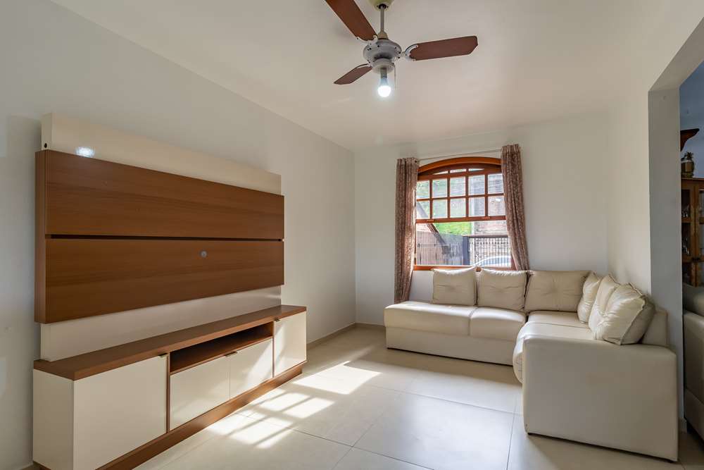 Casa à venda com 4 quartos, 201m² - Foto 7