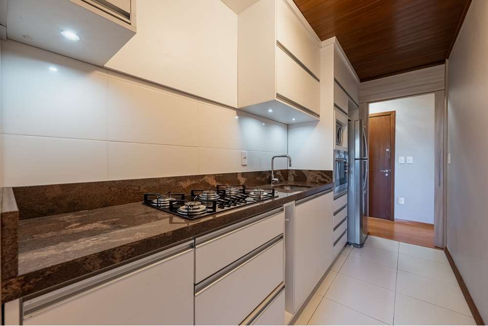 Apartamento à venda com 3 quartos, 98m² - Foto 6