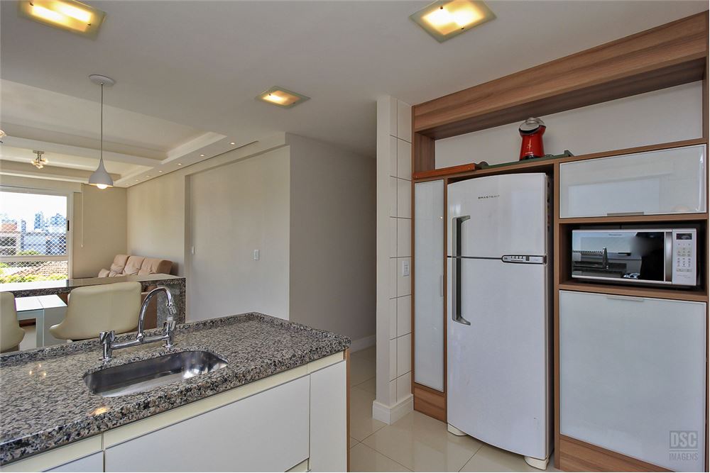 Apartamento à venda com 3 quartos, 145m² - Foto 20