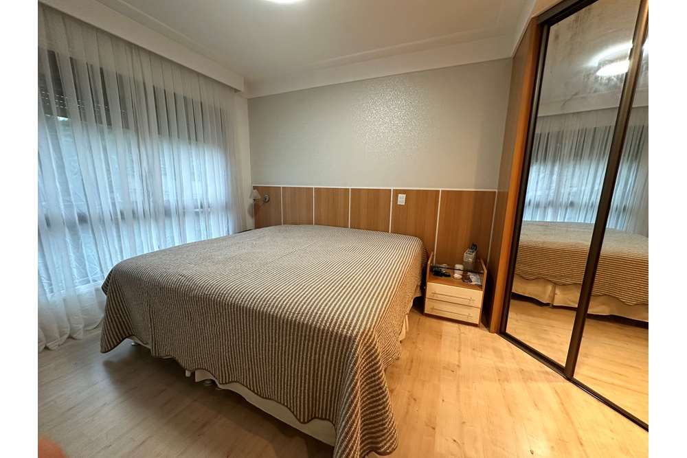 Apartamento à venda com 3 quartos, 131m² - Foto 5