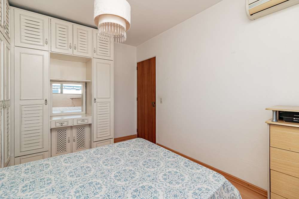 Apartamento à venda com 2 quartos, 74m² - Foto 3