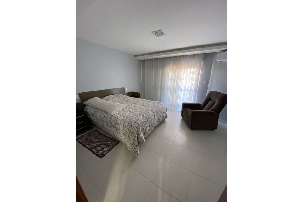 Apartamento à venda com 1 quarto, 219m² - Foto 18