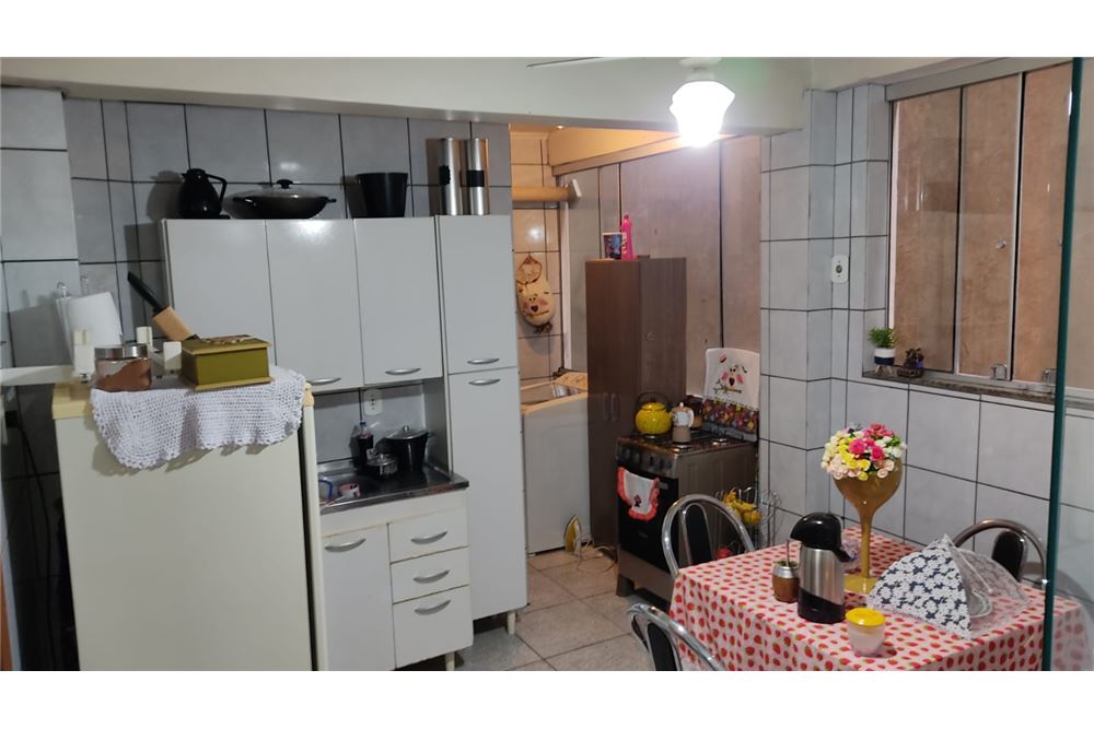 Apartamento à venda com 3 quartos, 108m² - Foto 2