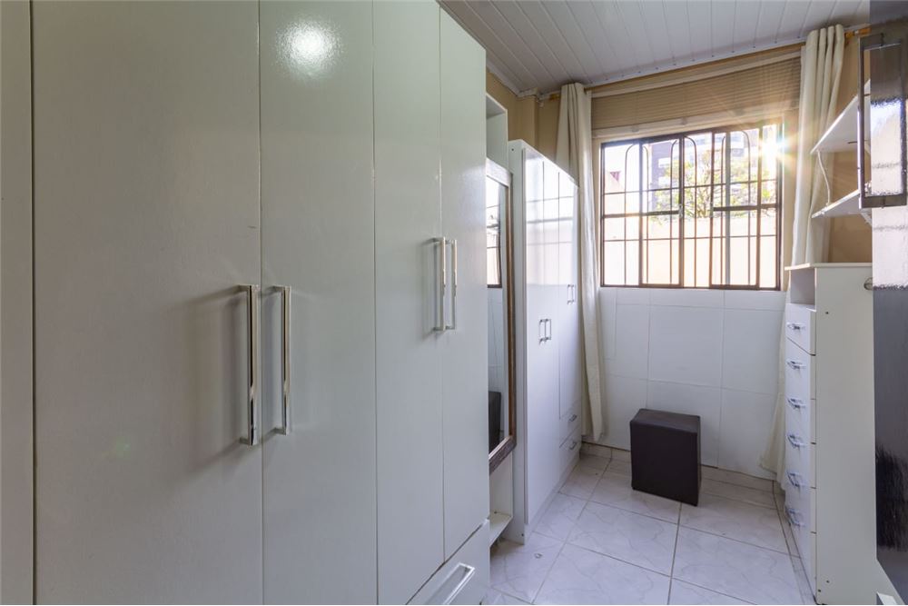 Casa à venda com 6 quartos, 360m² - Foto 12