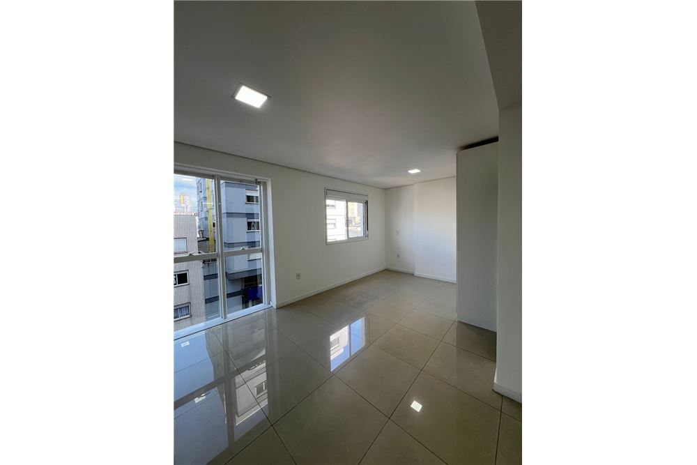 Apartamento para alugar com 1 quarto, 40m² - Foto 5