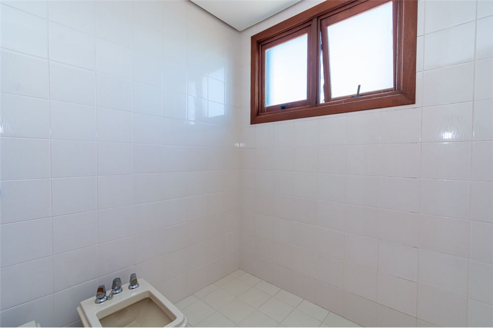 Apartamento à venda com 3 quartos, 156m² - Foto 10