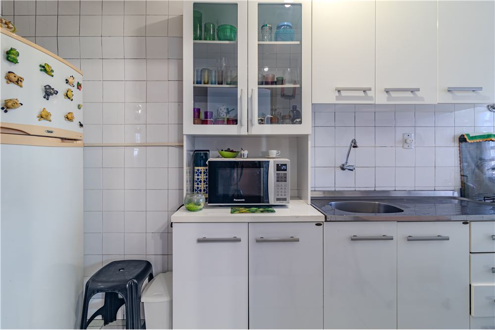 Apartamento à venda com 1 quarto, 42m² - Foto 10