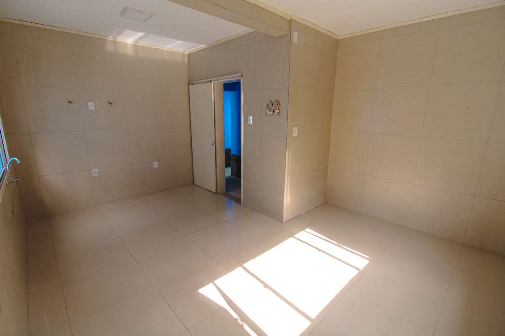 Casa à venda com 2 quartos, 108m² - Foto 11