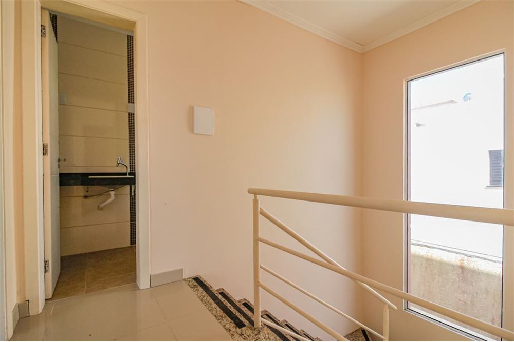 Casa à venda com 2 quartos, 133m² - Foto 8