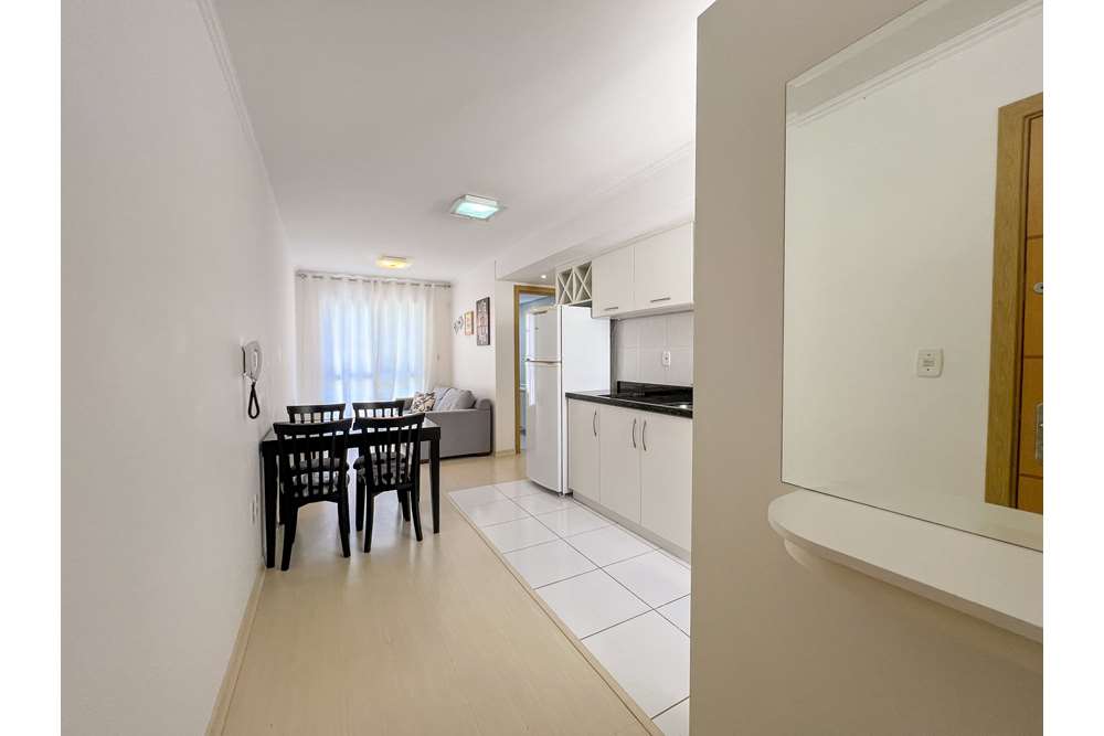 Apartamento à venda com 2 quartos, 52m² - Foto 3