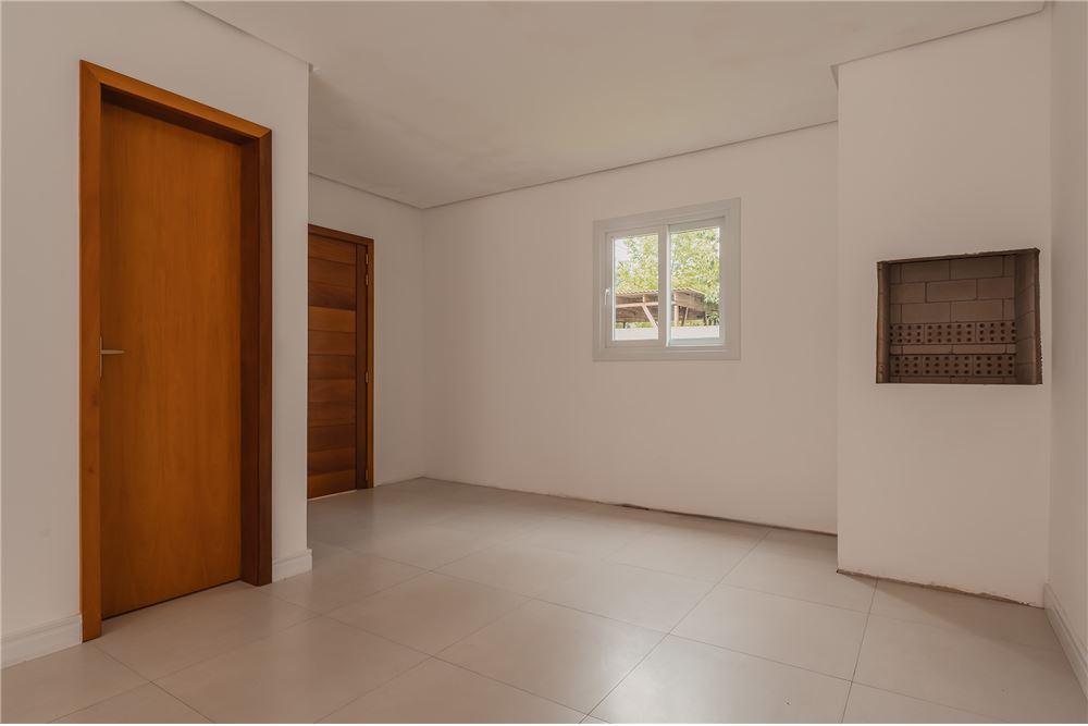 Casa à venda com 2 quartos, 94m² - Foto 9