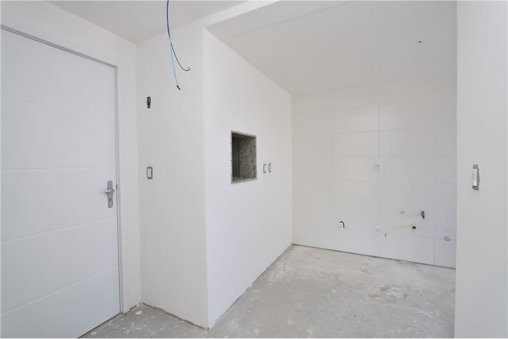 Apartamento à venda com 2 quartos, 83m² - Foto 7