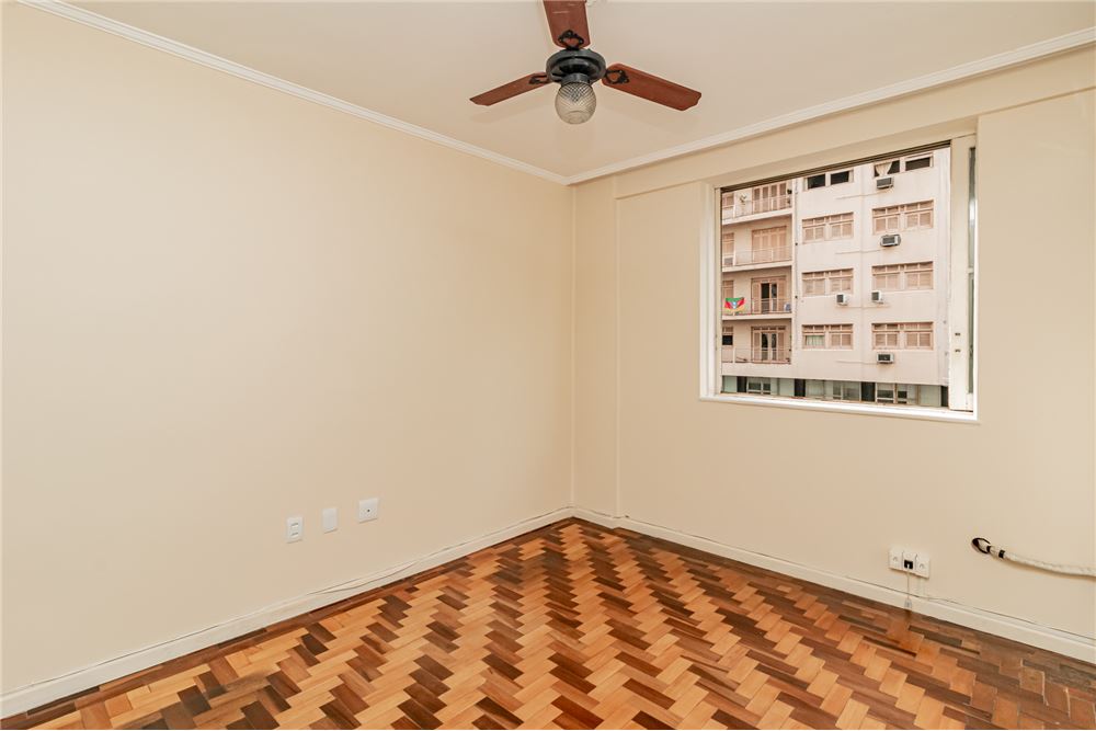 Apartamento à venda com 2 quartos, 150m² - Foto 7