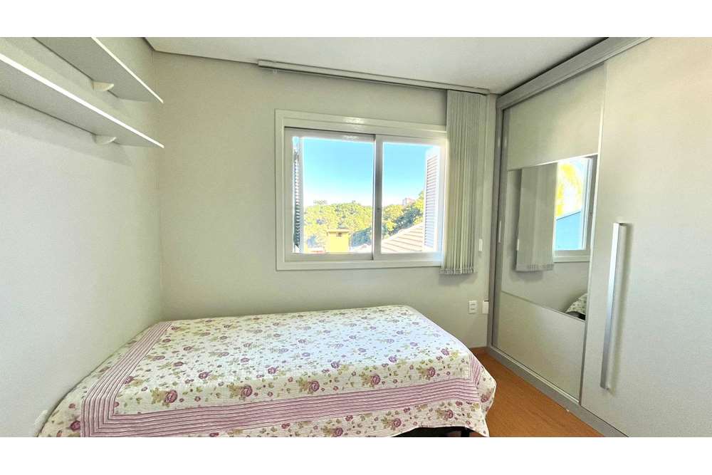 Casa à venda com 3 quartos, 200m² - Foto 19