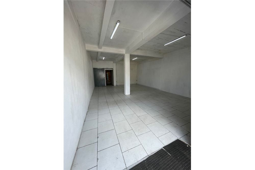 Loja-Salão para alugar, 72m² - Foto 2