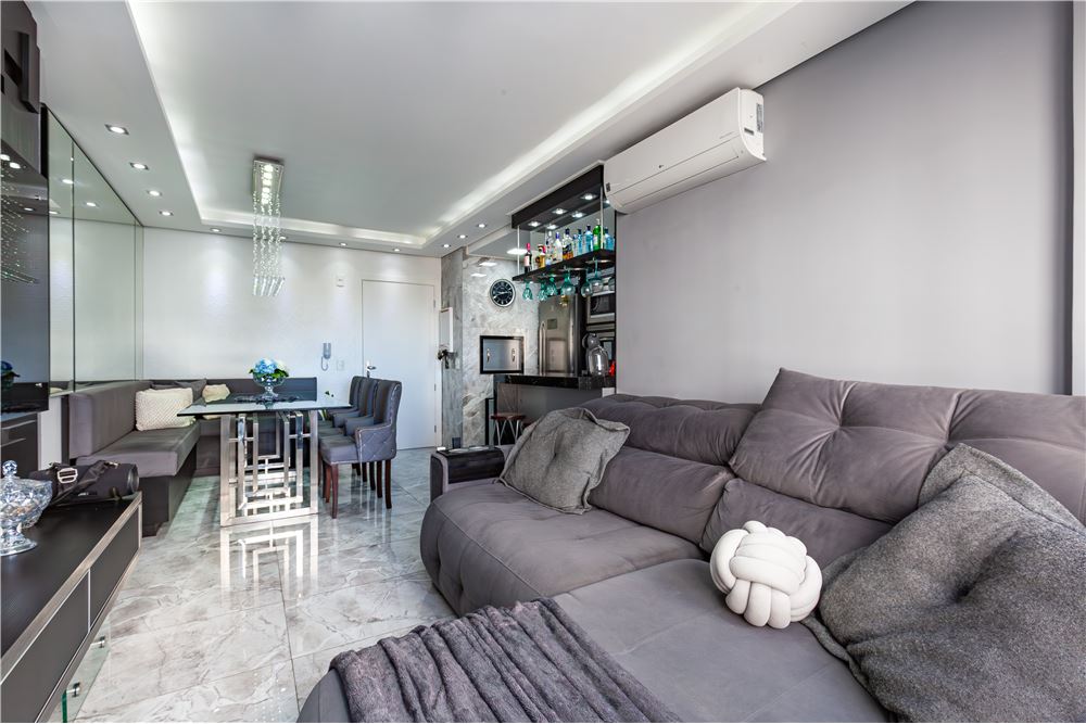 Apartamento à venda com 2 quartos, 66m² - Foto 4