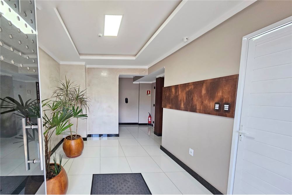 Apartamento à venda com 1 quarto, 57m² - Foto 8